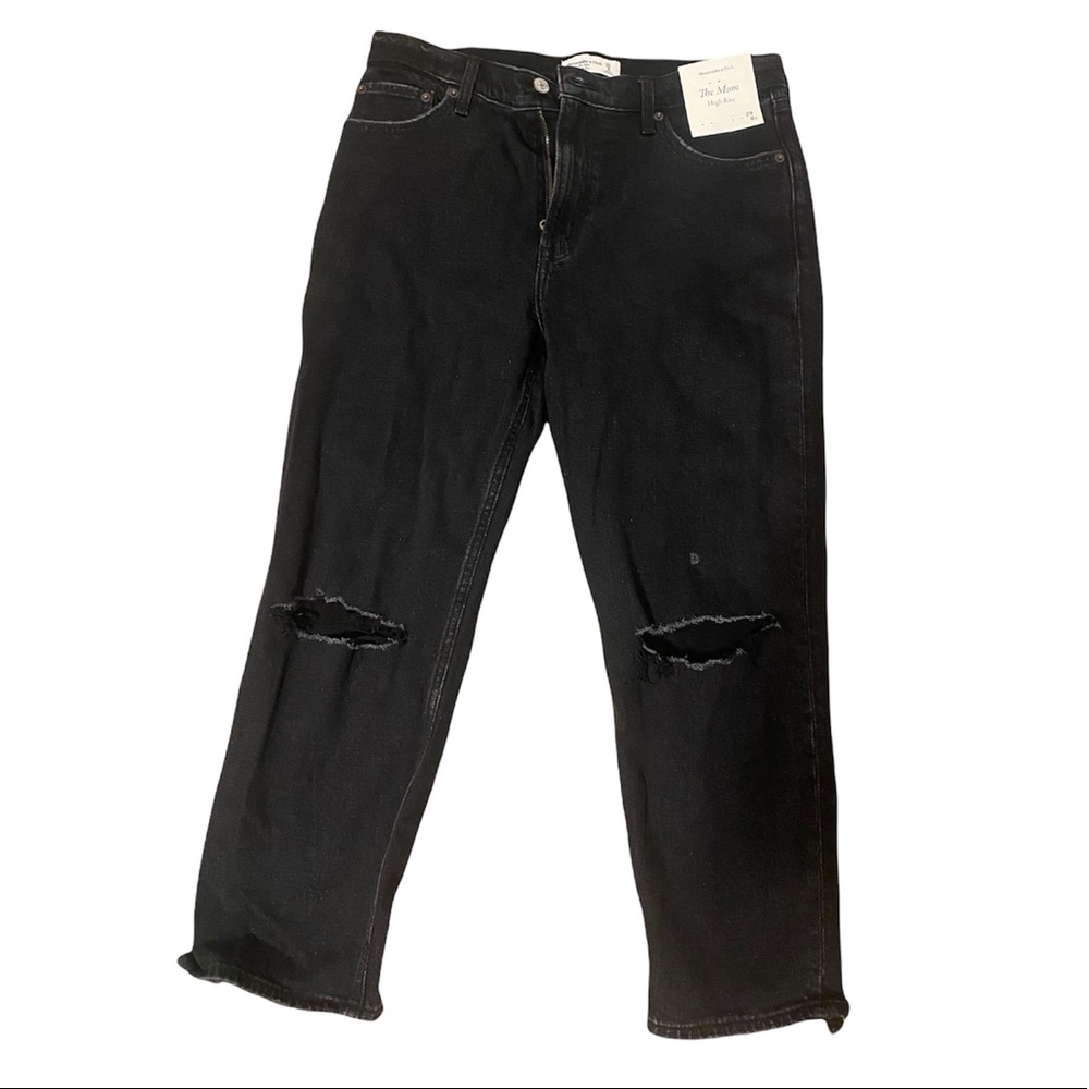 Abercrombie & Fitch “The Mom” High Rise Jeans Size 29 Short